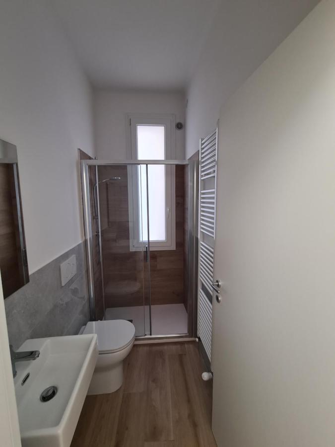 Lu.Na Apartment Bologna Luaran gambar