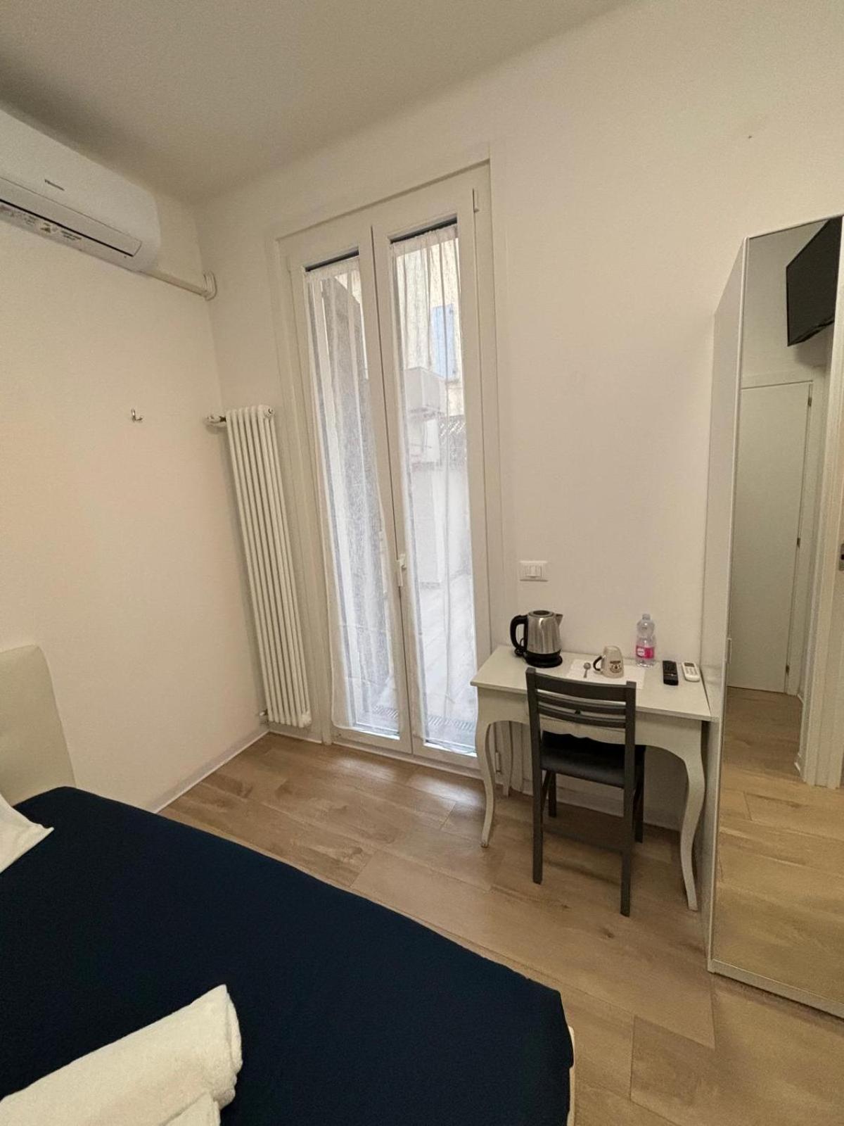 Lu.Na Apartment Bologna Luaran gambar